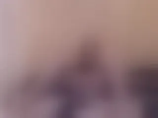 Live sex webcam photo for KarinaHott4UU #123575282