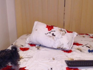 Live sex webcam photo for KarinaHott4UU #146331955