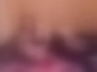 Live sex webcam photo for KarinaHott4UU #212032523