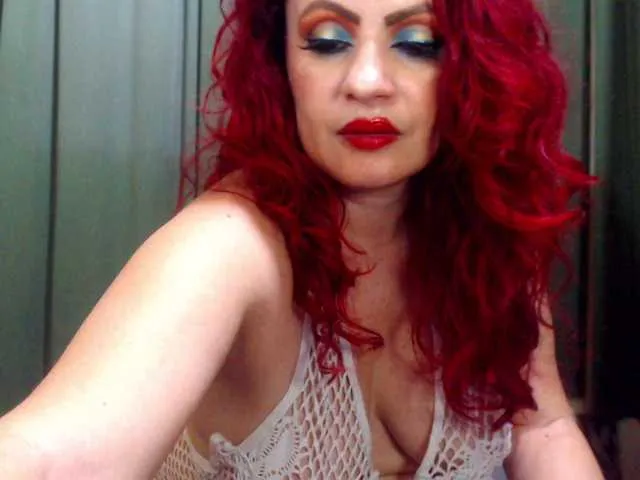 Live sex webcam photo for KarinaMolina #277324189