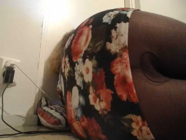 Live sex webcam photo for KarinaPlay23 #276426995