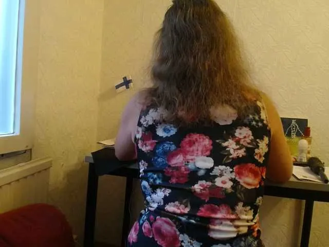 Live sex webcam photo for KarinaPlay23 #291667667