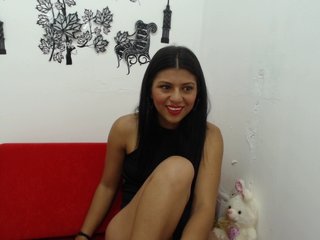 Live sex webcam photo for KarinaSex24 #192360731