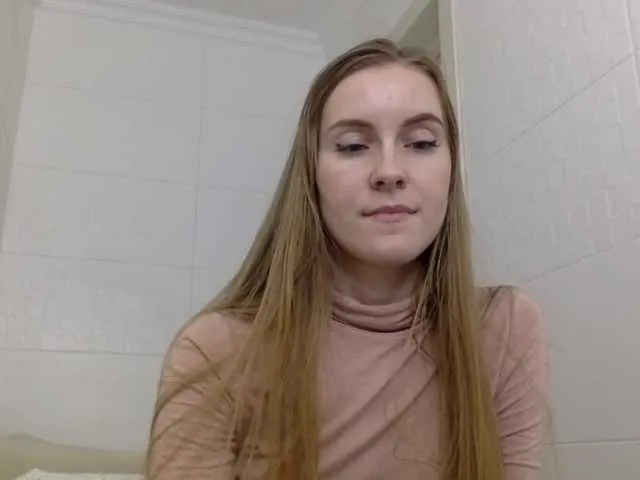 Live sex webcam photo for Karinay #272738358