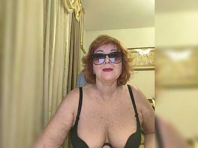 Live sex webcam photo for KarinkaSweet #291059533