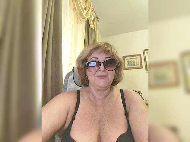 Live sex webcam photo for KarinkaSweet #291110800