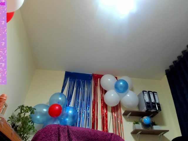 Live sex webcam photo for Karla-Rodrigu #275633648