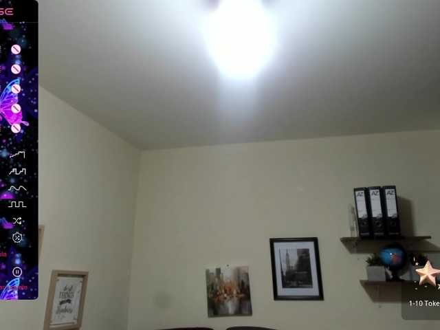 Live sex webcam photo for Karla-Rodrigu #276178519