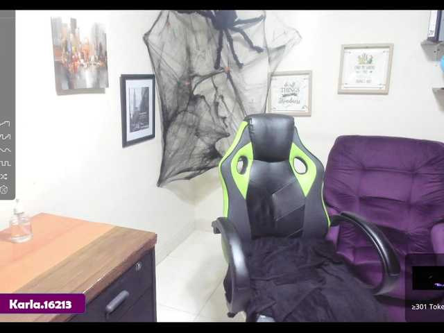 Live sex webcam photo for Karla-Rodrigu #276441020