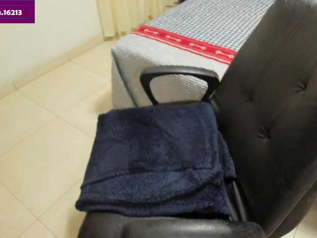 Live sex webcam photo for Karla-Rodrigu #278062191