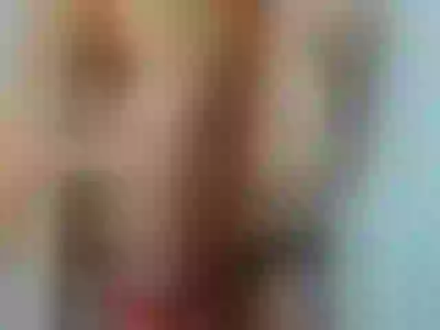 Live sex webcam photo for Karla-Sofia12 #274134592