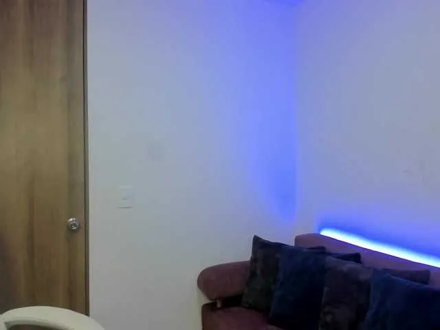 Live sex webcam photo for Karla-smmith #275949197