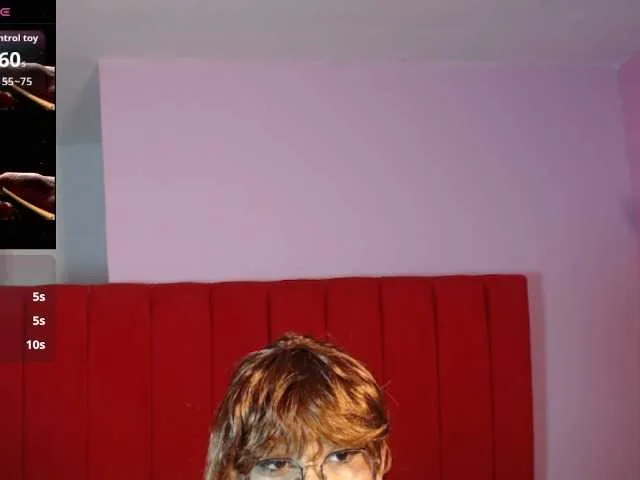 Live sex webcam photo for KarlaAmber #291719113