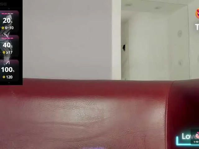 Live sex webcam photo for KarlaBelluci #290807766