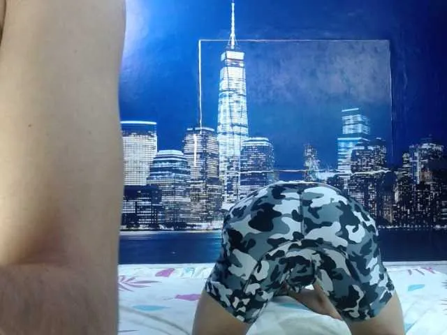 Live sex webcam photo for KarlaDominate #275773170