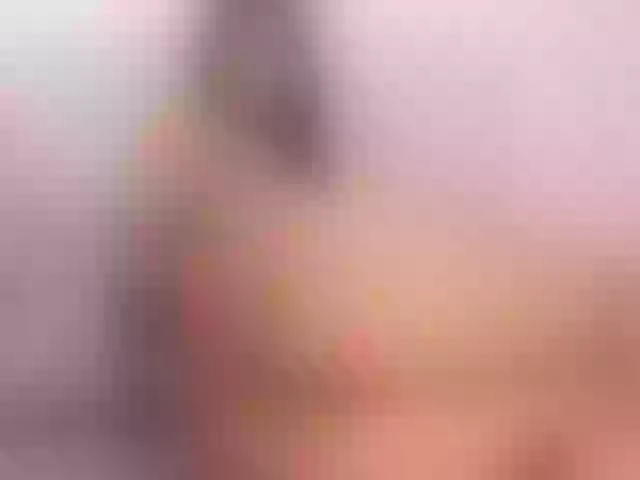 Live sex webcam photo for KarlaGonzale #272466624