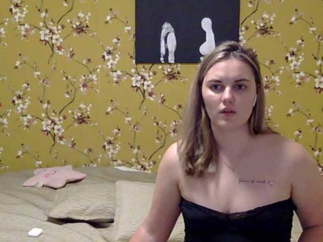 Live sex webcam photo for Karlabby #277087361