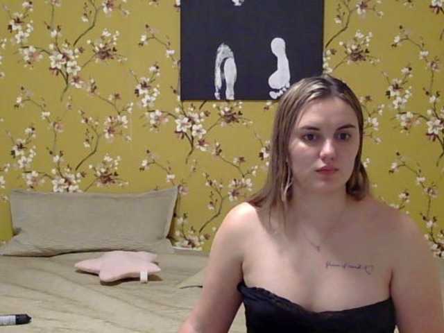 Live sex webcam photo for Karlabby #277120902