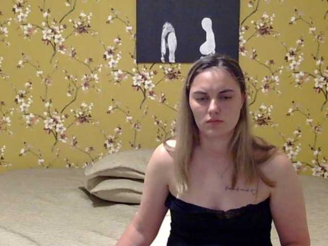 Live sex webcam photo for Karlabby #277947630