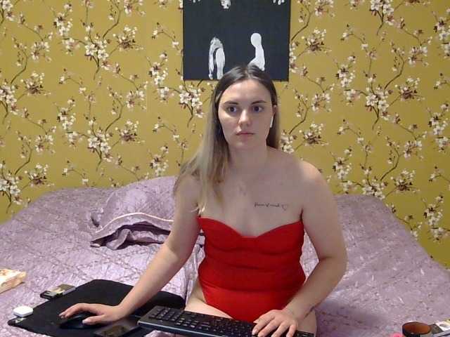 Live sex webcam photo for Karlabby #278254212