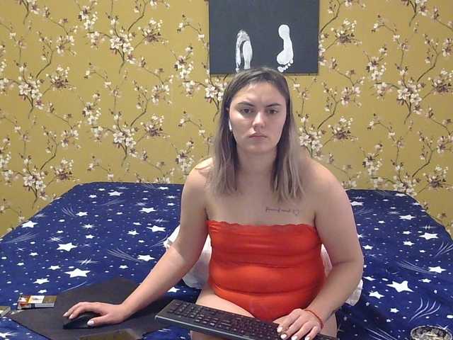 Live sex webcam photo for Karlabby #290166327