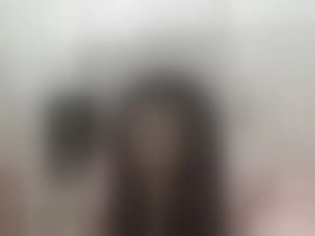 Live sex webcam photo for KarlieK #293741424