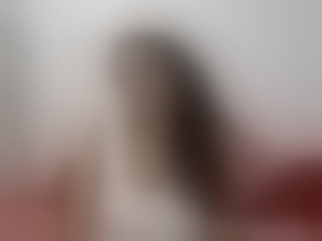 Live sex webcam photo for KarlieK #294095459