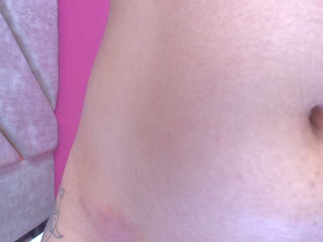 Live sex webcam photo for KarlieNaugthy #290989391