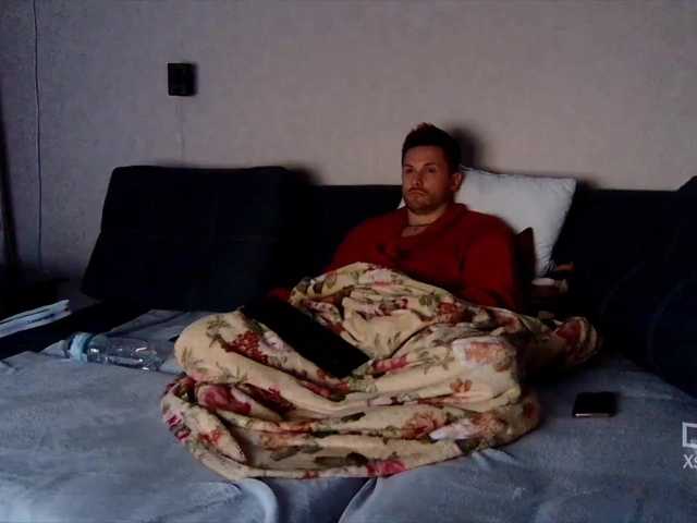 Live sex webcam photo for KarlosBain #273132823