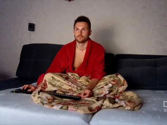 Live sex webcam photo for KarlosBain #273257726