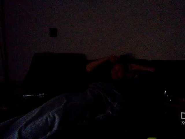 Live sex webcam photo for KarlosBain #273333120