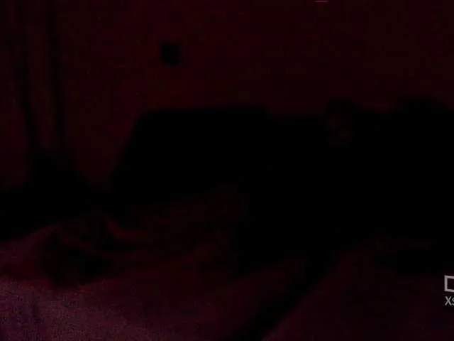 Live sex webcam photo for KarlosBain #273412228