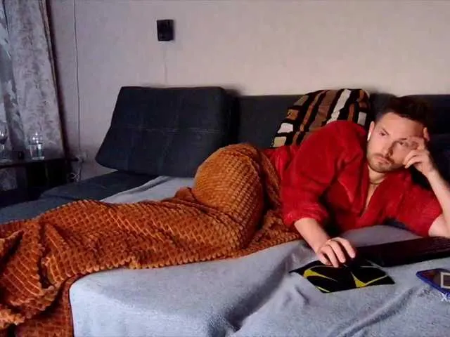 Live sex webcam photo for KarlosBain #273544298