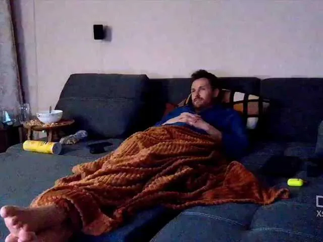 Live sex webcam photo for KarlosBain #273584939