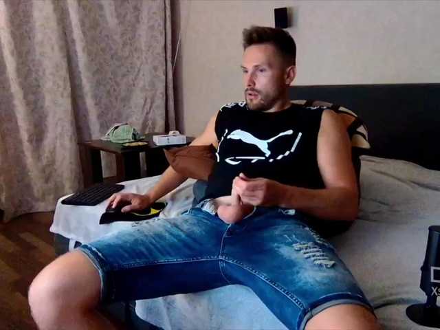 Live sex webcam photo for KarlosBain #274234306