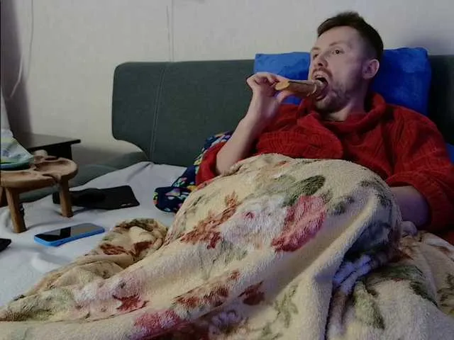 Live sex webcam photo for KarlosBain #277432892