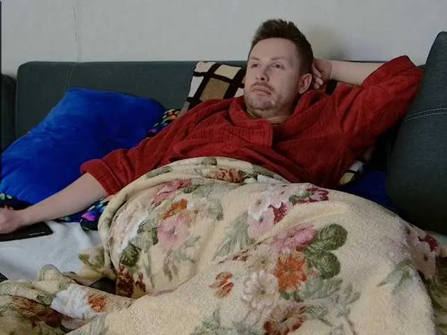 Live sex webcam photo for KarlosBain #277486740