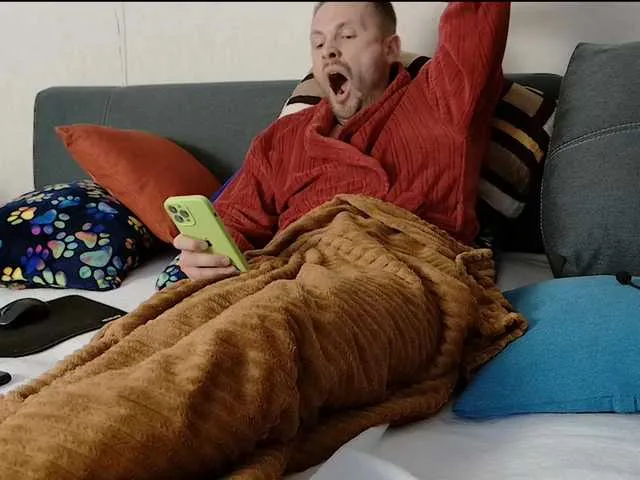 Live sex webcam photo for KarlosBain #277988947