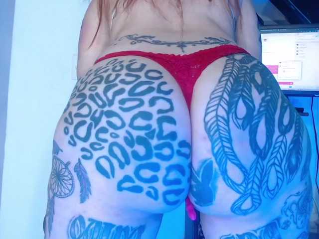 Live sex webcam photo for KarlyPearty #273039443