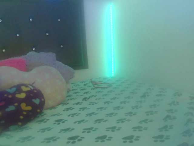 Live sex webcam photo for KarlyPearty #273163899