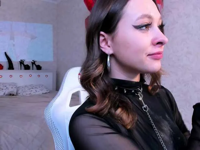 Live sex webcam photo for Karol-lovely #290551708