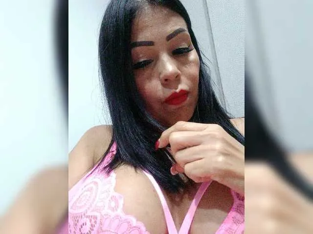 Live sex webcam photo for KarolRubi #277128827