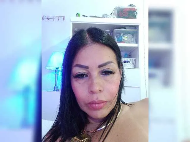 Live sex webcam photo for KarolRubi #277156016