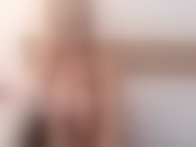 Live sex webcam photo for KarolSmith #294297717