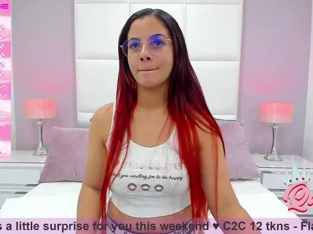 Live sex webcam photo for KarolaynJones #273645485