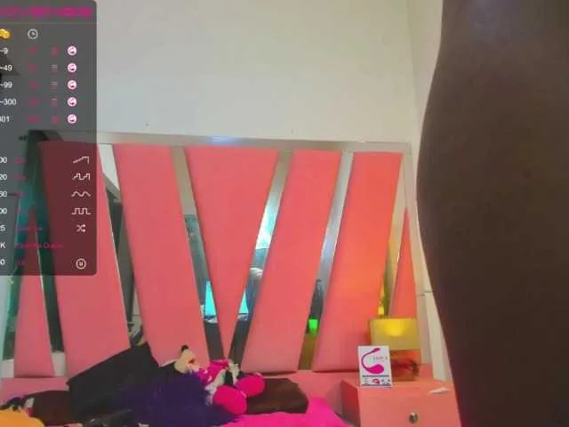 Live sex webcam photo for karolebony #272366058