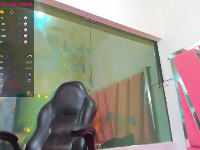 Live sex webcam photo for karolebony #272555505