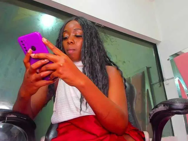 Live sex webcam photo for karolebony #273463819