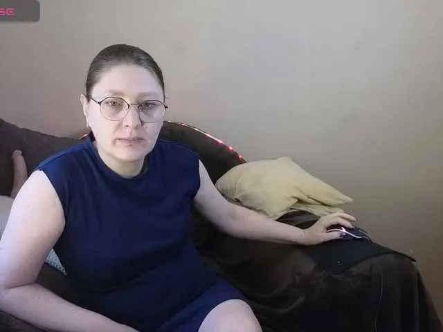 Live sex webcam photo for KarolinaHristo #290453369