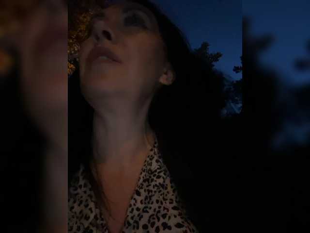 Live sex webcam photo for KarolinaMilf #278260360